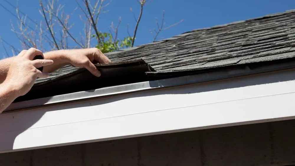 How Arvada, CO Homeowners Can Protect Their Roofs in Winter